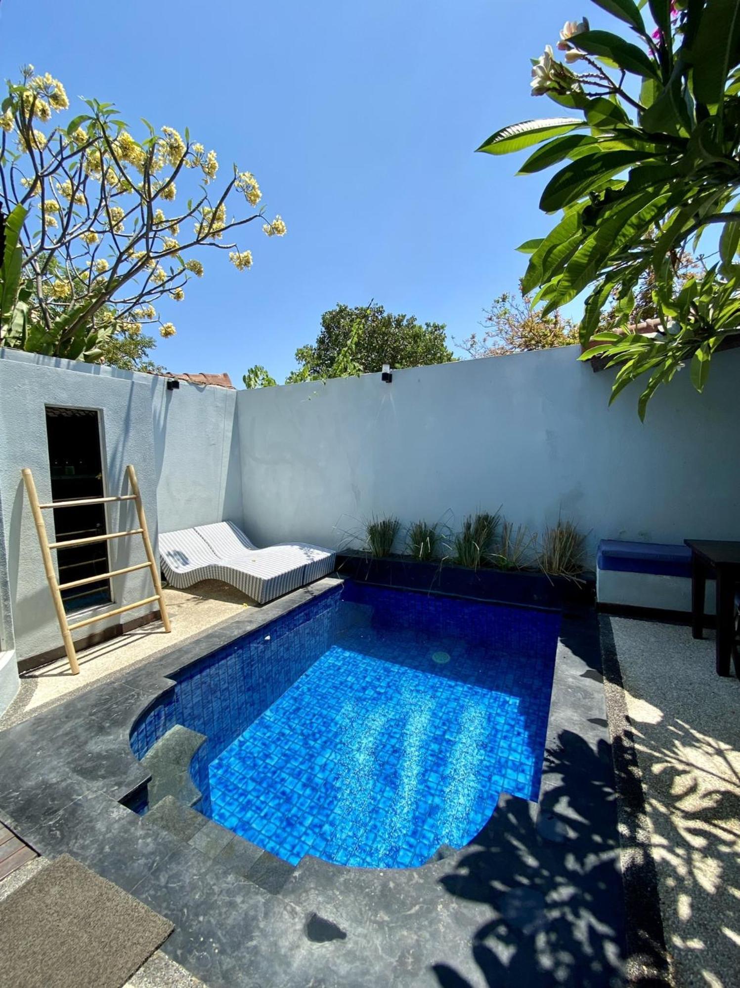 Stay Shark Villas Gili Air Esterno foto