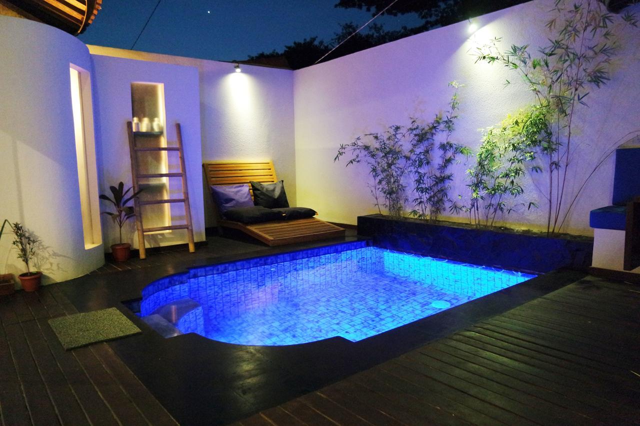 Stay Shark Villas Gili Air Esterno foto
