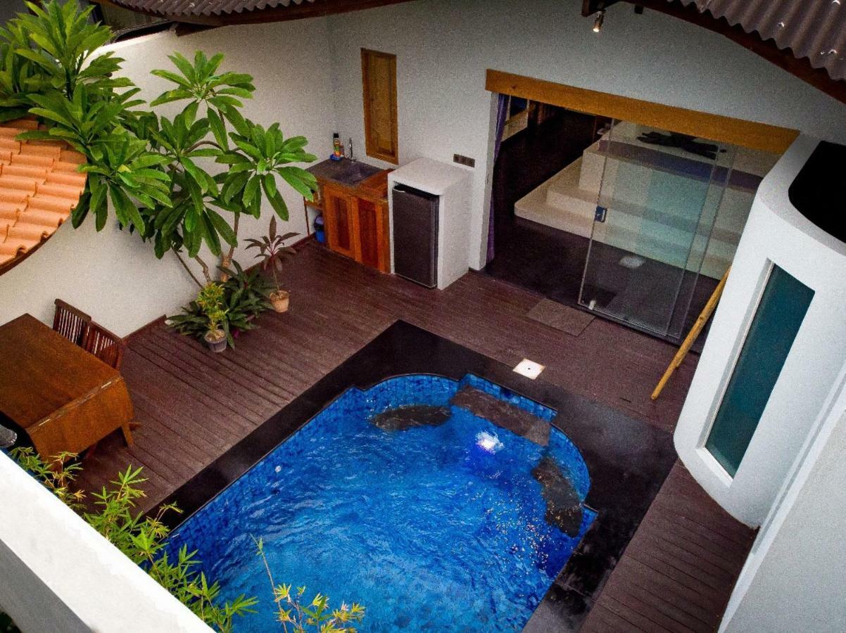Stay Shark Villas Gili Air Esterno foto
